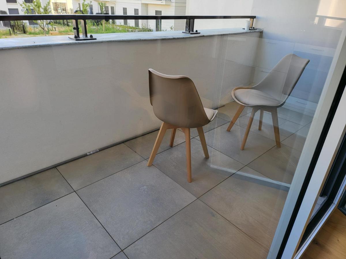 Superbe Appartement A 3Min A Pieds De La Gare Chessy  Zewnętrze zdjęcie